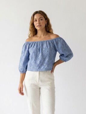 GAP Blue Eyelet Off Shoulder Top Small Cotton Boho Puff Sleeve Blouse